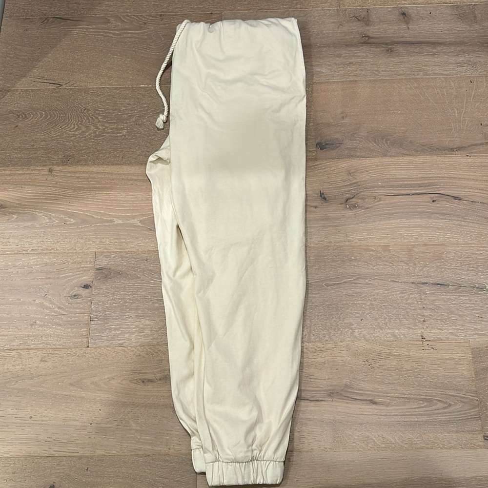 Universal Thread Cream Sleeveless Jumpsuit - Picture 3 of 7